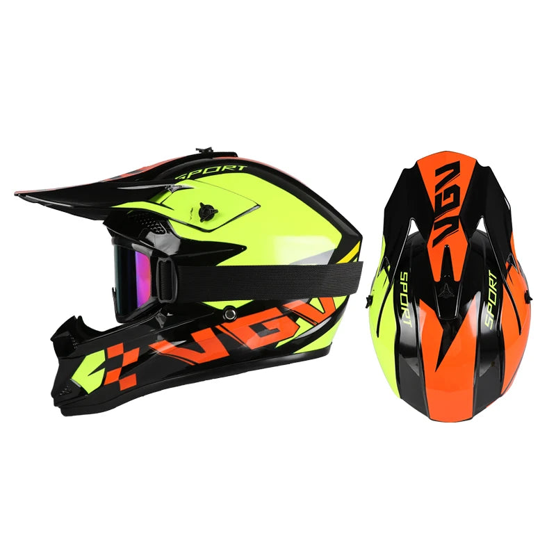 Casque de moto tout-terrain.