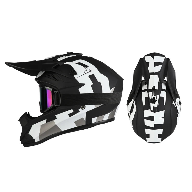 Casque de moto tout-terrain.