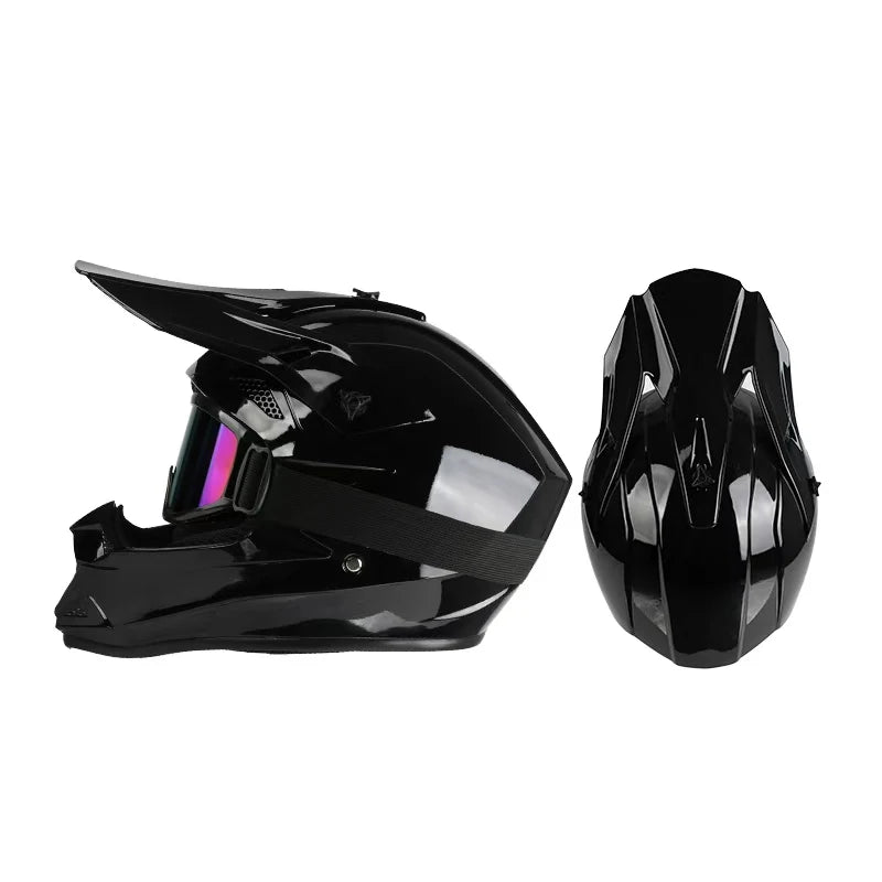 Casque de moto tout-terrain.